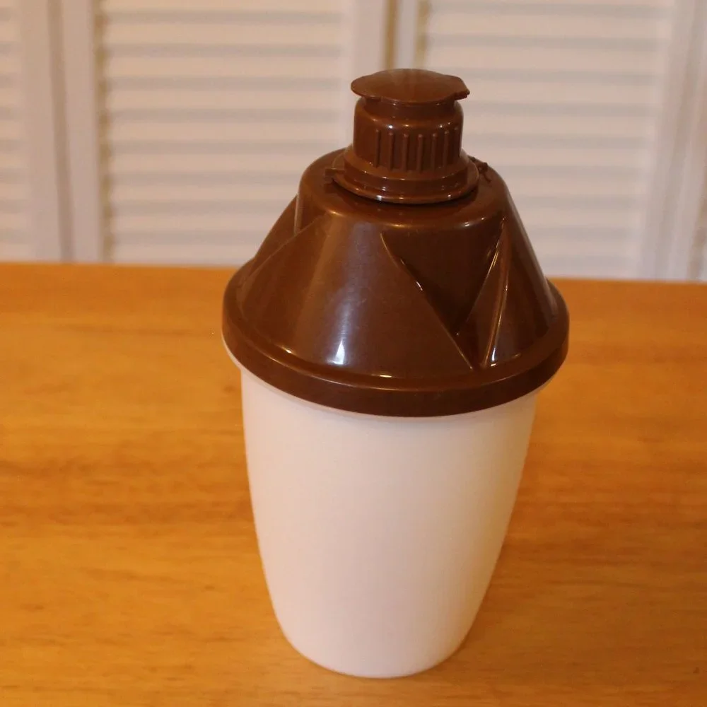 Vintage Tupperware Shaker/Blender Brown top white bottom